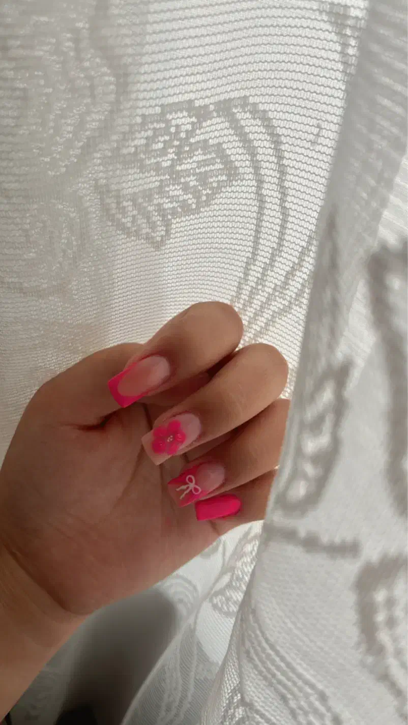 کاشت ناخن|خدمات آرایشگری و زیبایی|بندرعباس, |دیوار