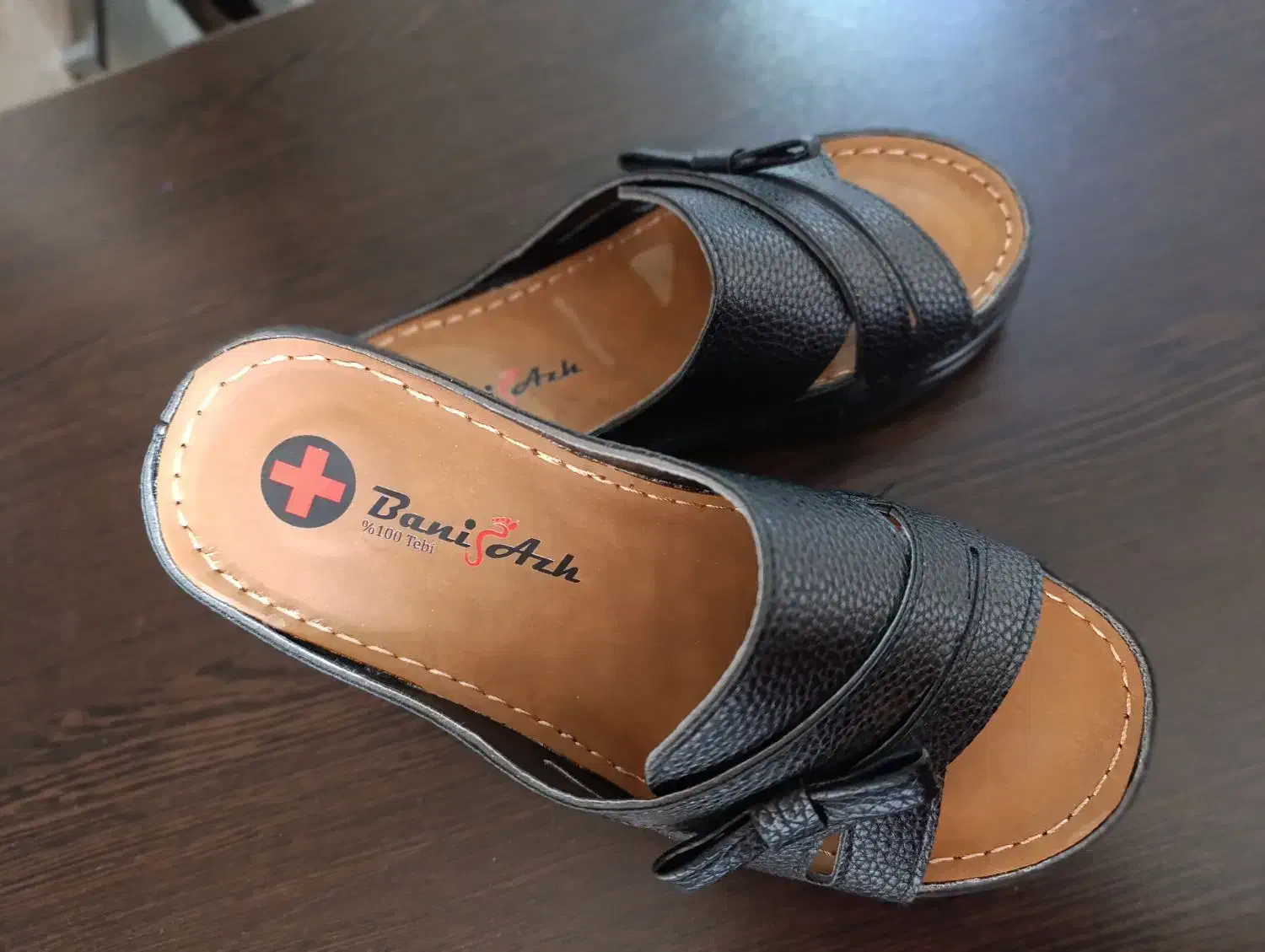 صندل طبی چرم سایز ۳۷|کیف، کفش، کمربند|اصفهان, پوریای ولی|دیوار