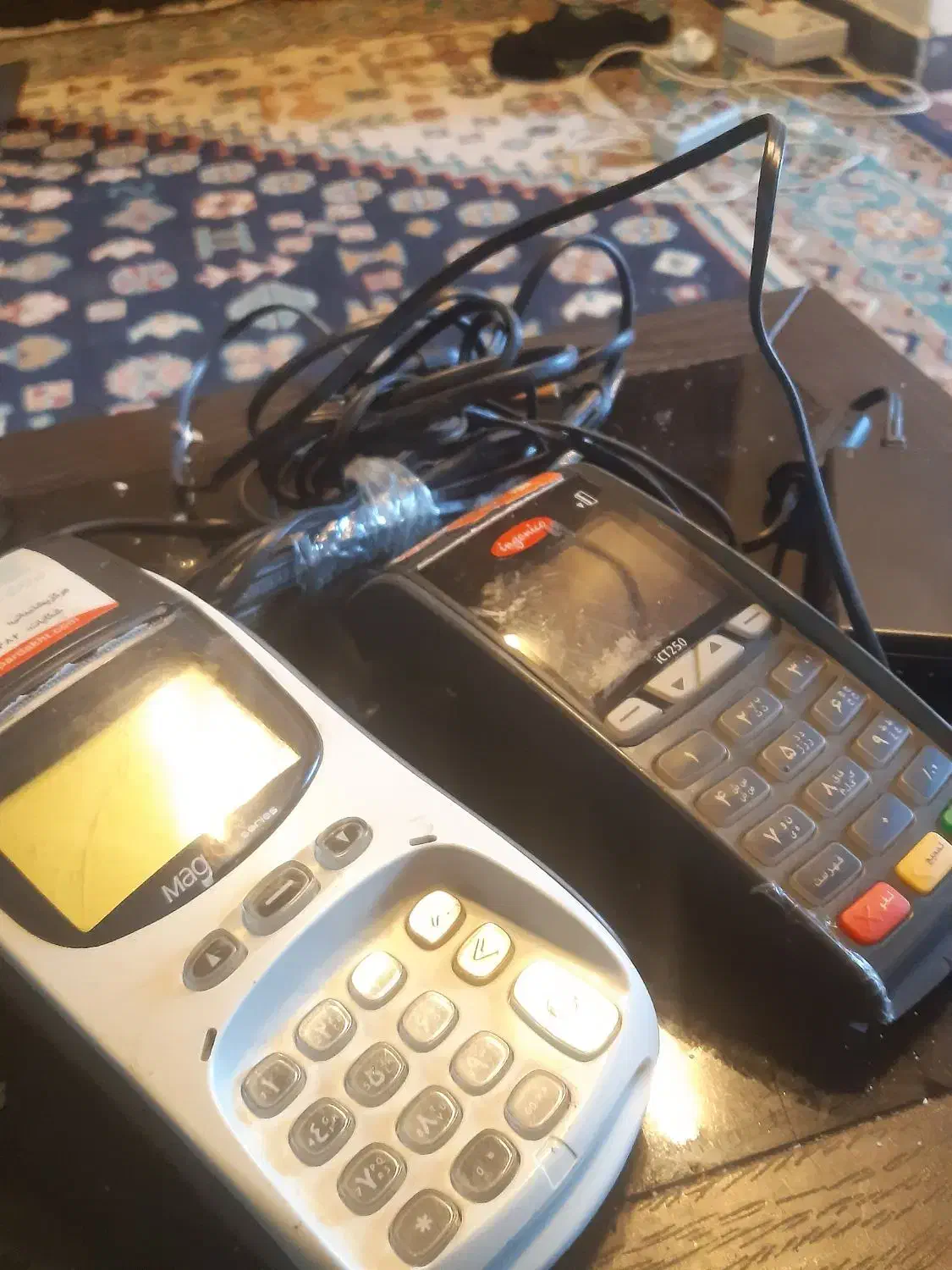 دستگاه پوز سالم|دفتر کار|شیراز, بعثت|دیوار