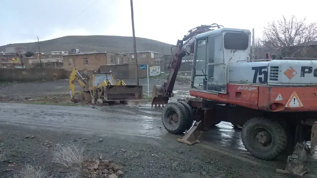 بیل مکانیکی پوکلن 75|خودرو سنگین|قم, پردیسان|دیوار