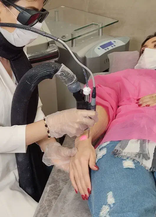 جشنواره مرکز کلینیک لیزر|خدمات آرایشگری و زیبایی|نجف‌آباد, بازار|دیوار