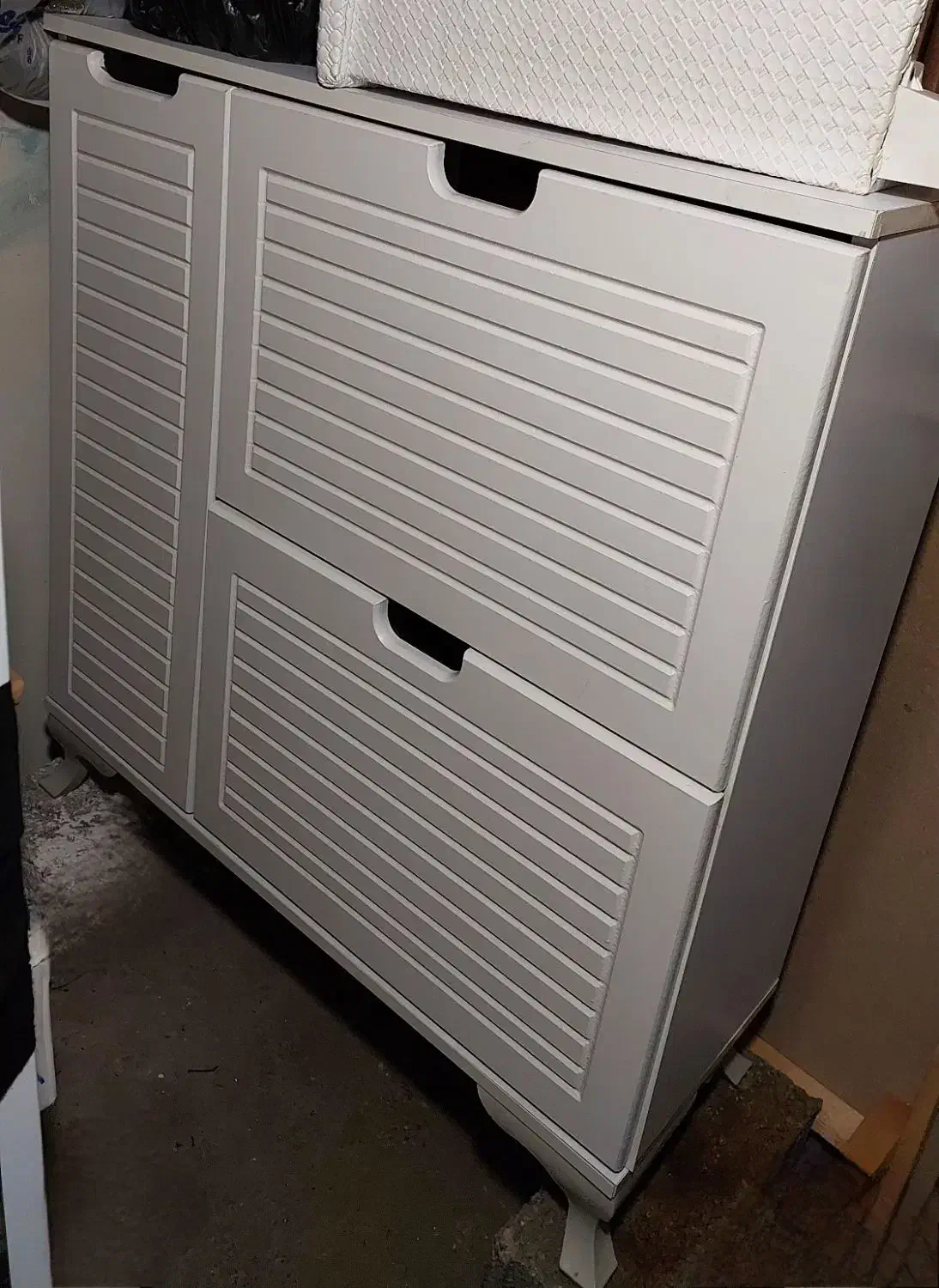 جاکفشی|جاکفشی، کمد، دراور|رامسر, |دیوار