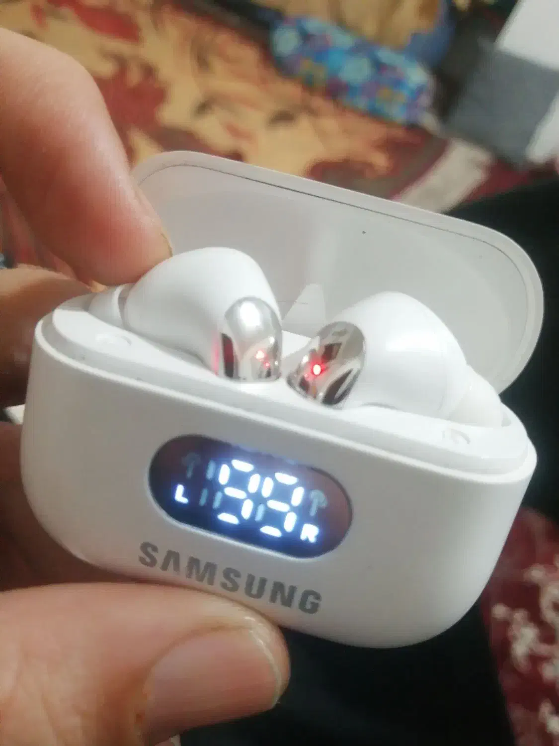 ایرپاد|لوازم جانبی موبایل و تبلت|صومعه‌سرا, |دیوار