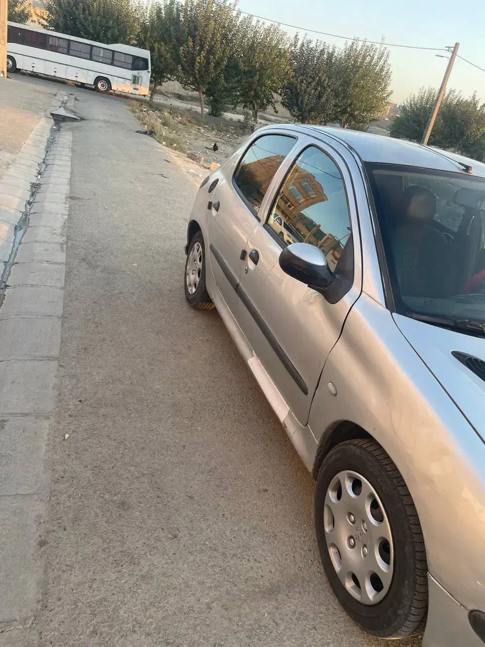 ۲۰۶ مدل ۸۴تیپ ۲|خودرو سواری و وانت|کرج, شهرک سهرابیه|دیوار