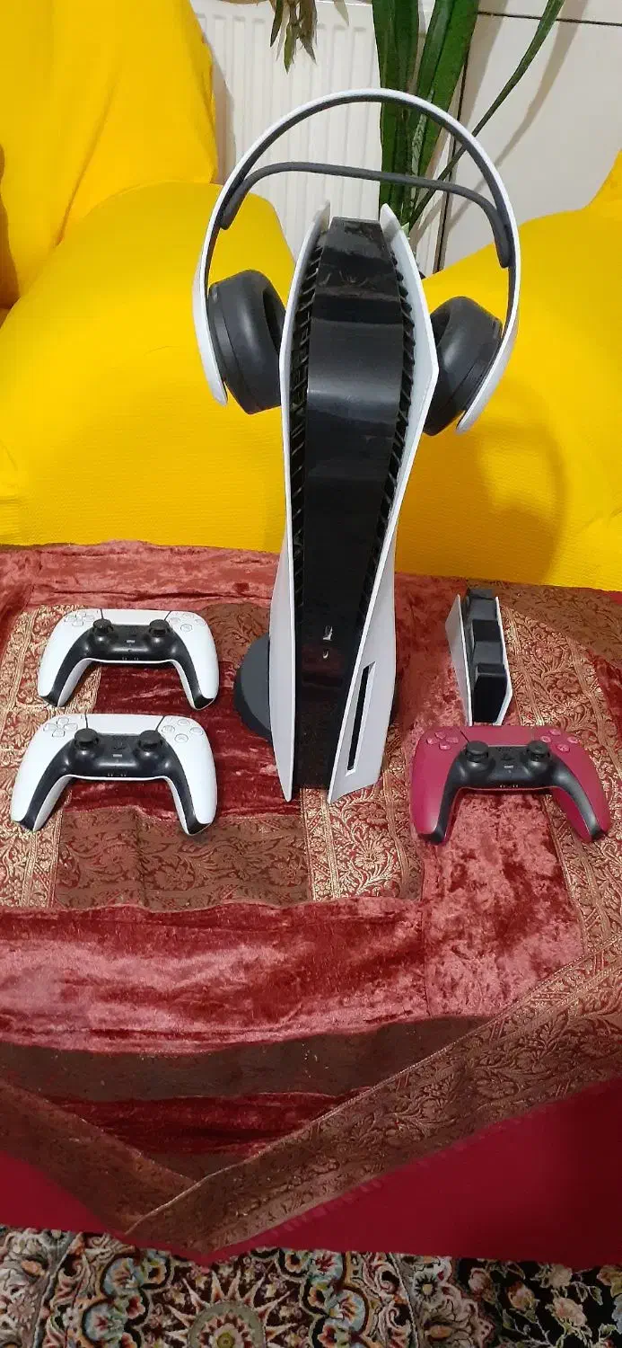 ps5|کنسول، بازی ویدئویی و آنلاین|نی‌ریز, |دیوار