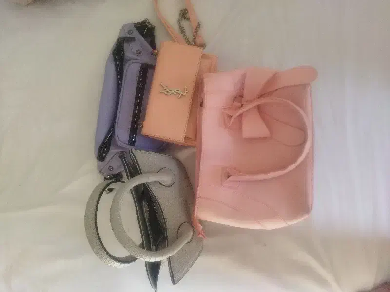 فروش کیف|کیف، کفش، کمربند|آران و بیدگل, |دیوار