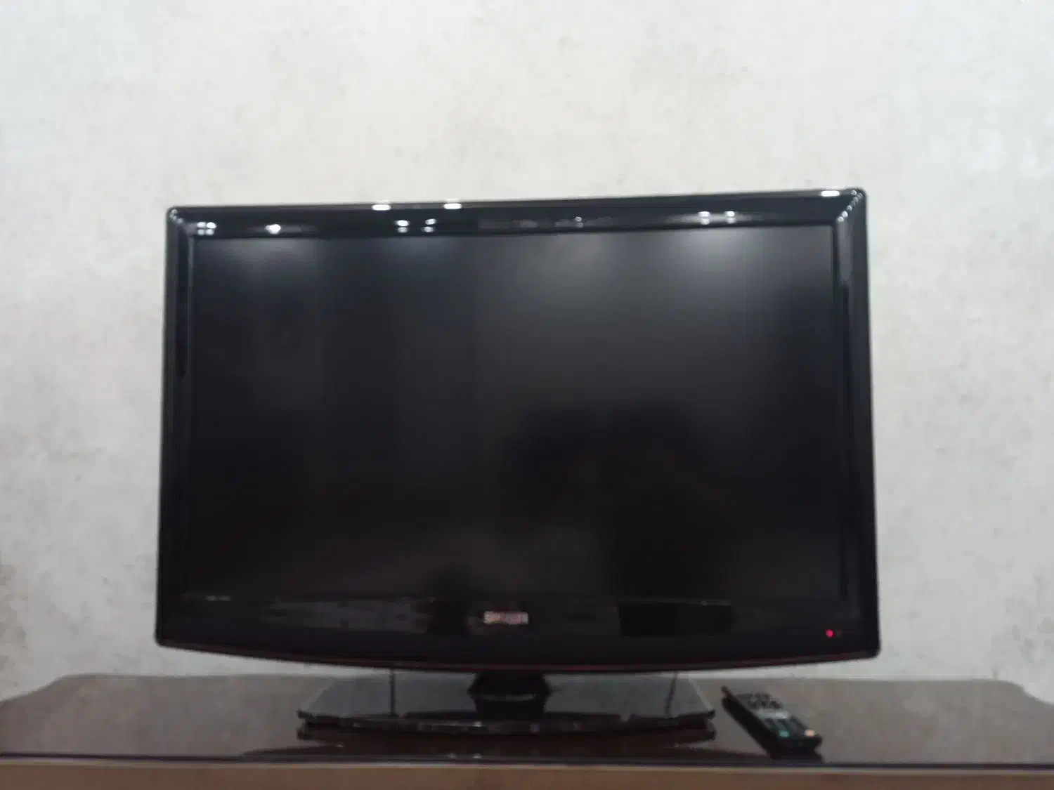تلویزیونLCD اسنوا 37اینچ|تلویزیون و پروژکتور|اردبیل, |دیوار