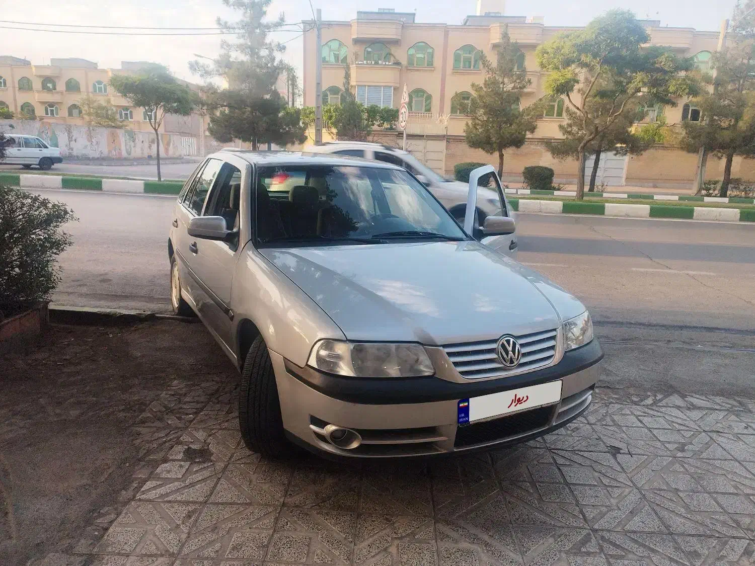 فلوکس گل استثنایی.99 تا کار|خودرو کلاسیک|مشهد, آزادشهر|دیوار