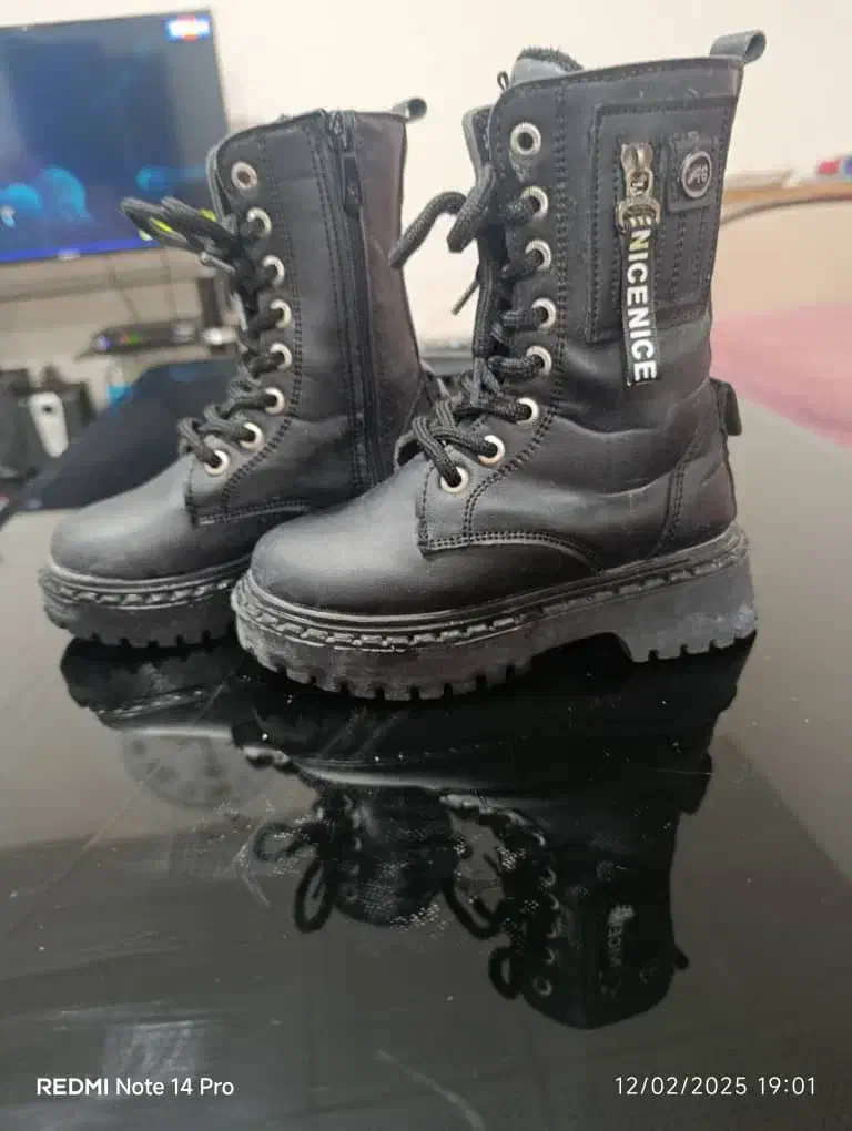 بوت شیک و مجلسی دخترونه|کفش و لباس بچه|سنندج, |دیوار