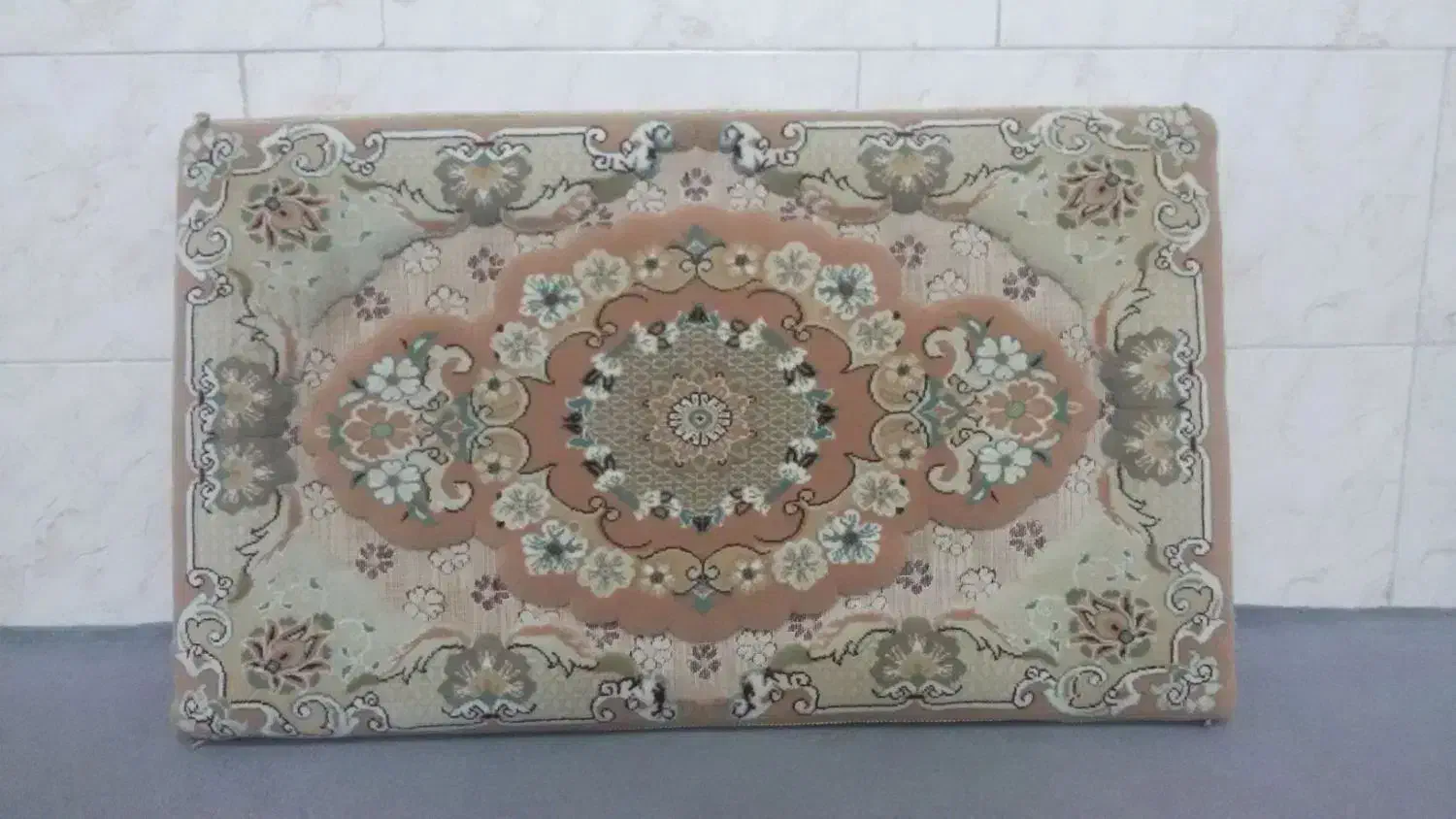 پشتی|پشتی|زنجان, |دیوار