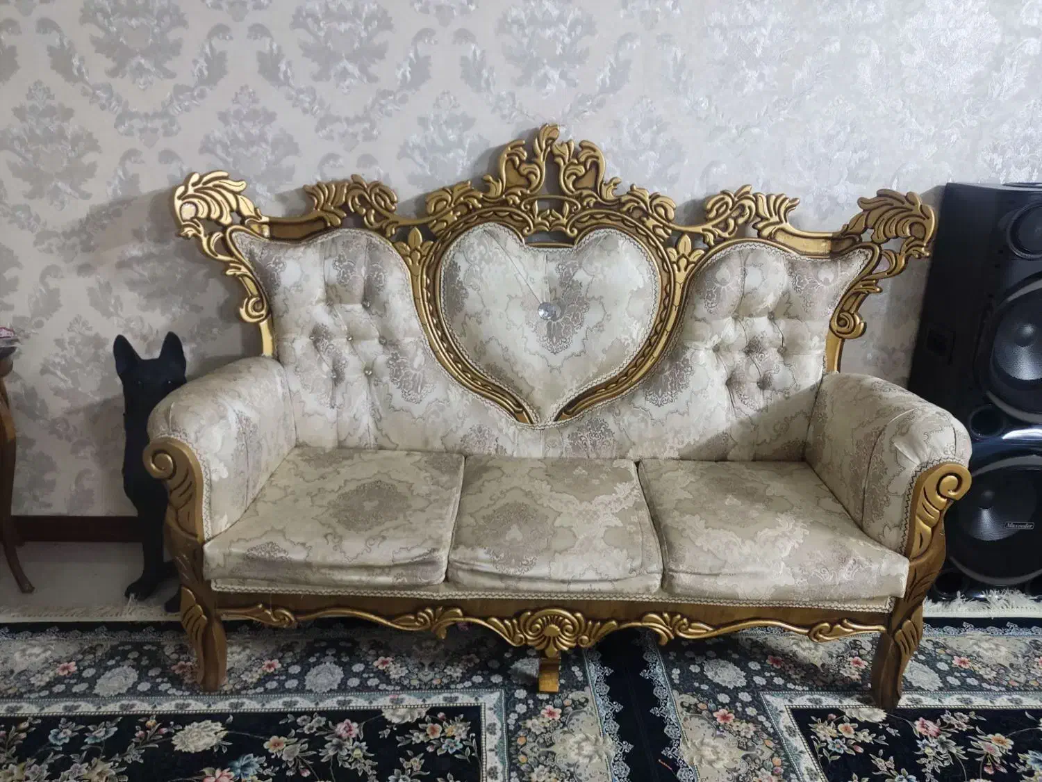 مبلمان|مبلمان خانگی و میز عسلی|تهران, باغ خزانه|دیوار