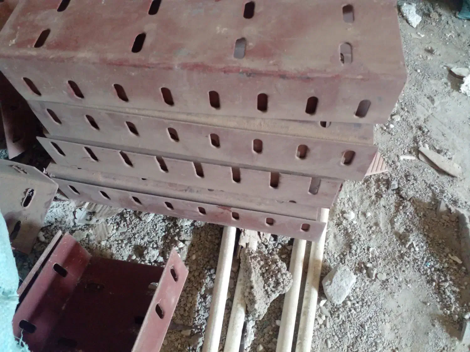 والپست|مصالح و تجهیزات ساختمان|اندیشه, اندیشه فاز ۴|دیوار