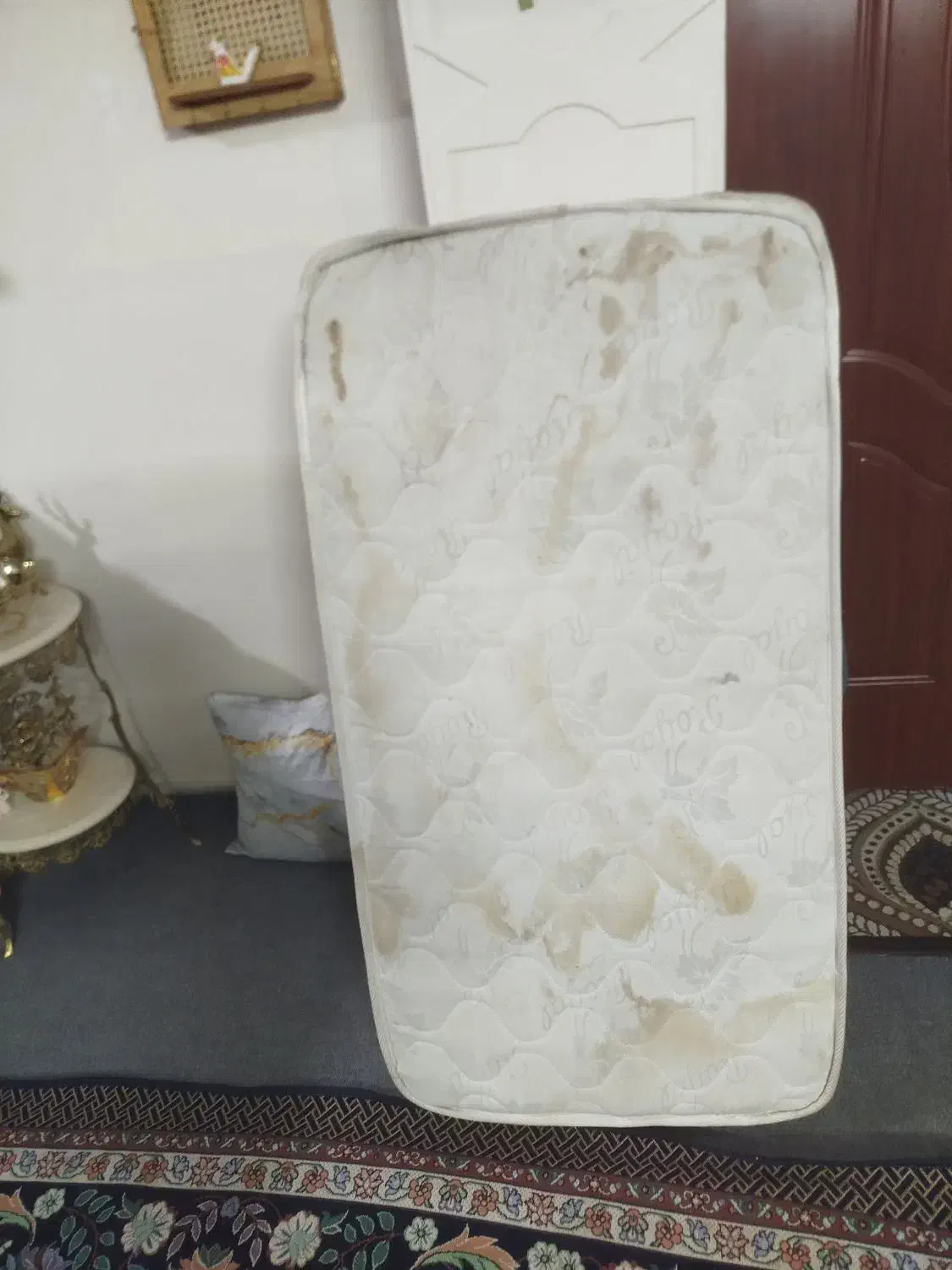 تشک|تشک تختخواب|قرچک, زیبا شهر|دیوار