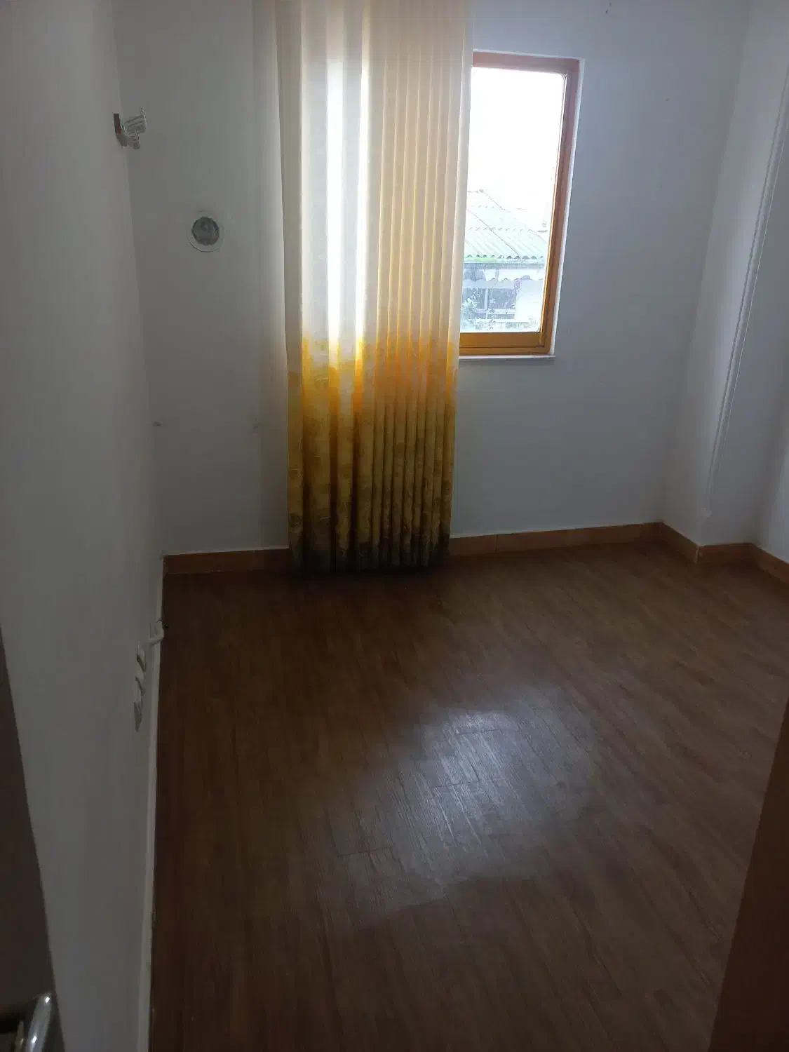 اجاره آپارتمان ۹۰متری طبقه اول پارکینگ بر اصلی|اجارهٔ آپارتمان|رشت, حمیدیان|دیوار