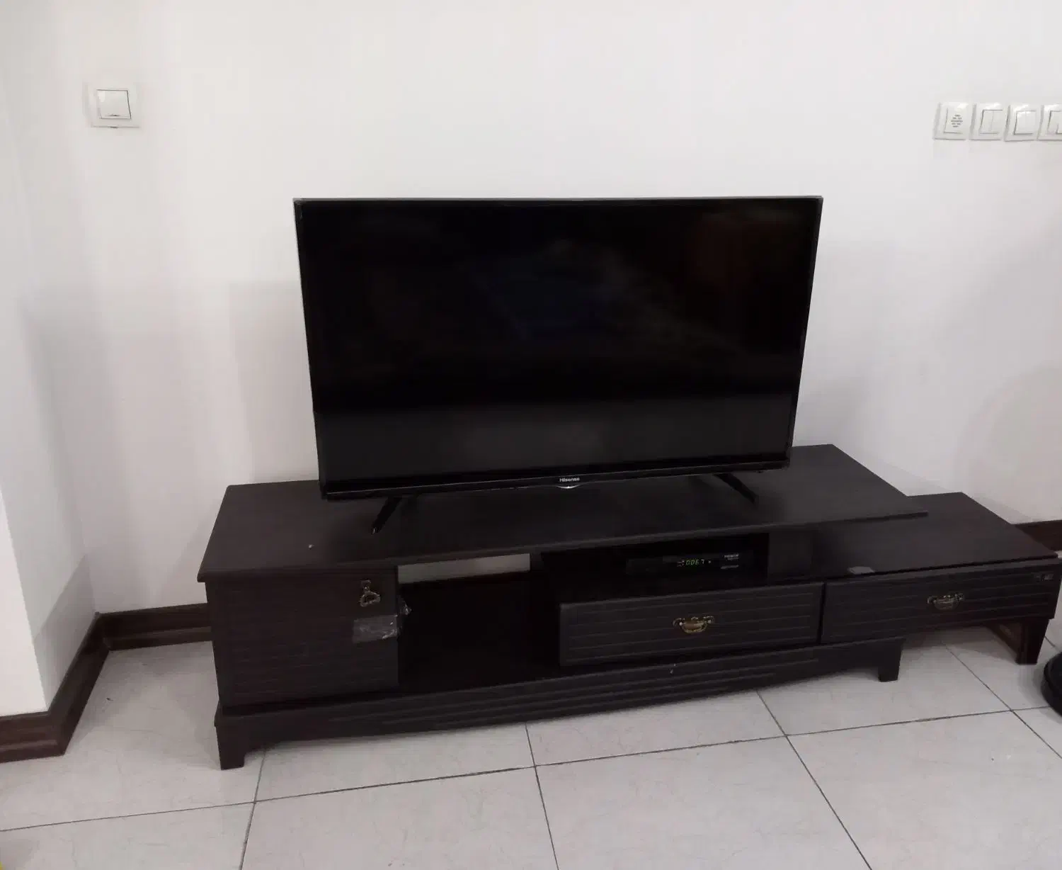 میز|میز تلویزیون|برخوار, |دیوار