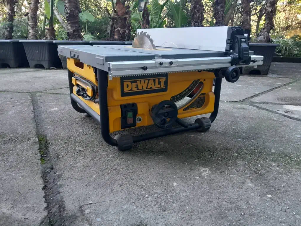 اره میزی دیوالت امریکا|ابزارآلات|رشت, گلسار|دیوار