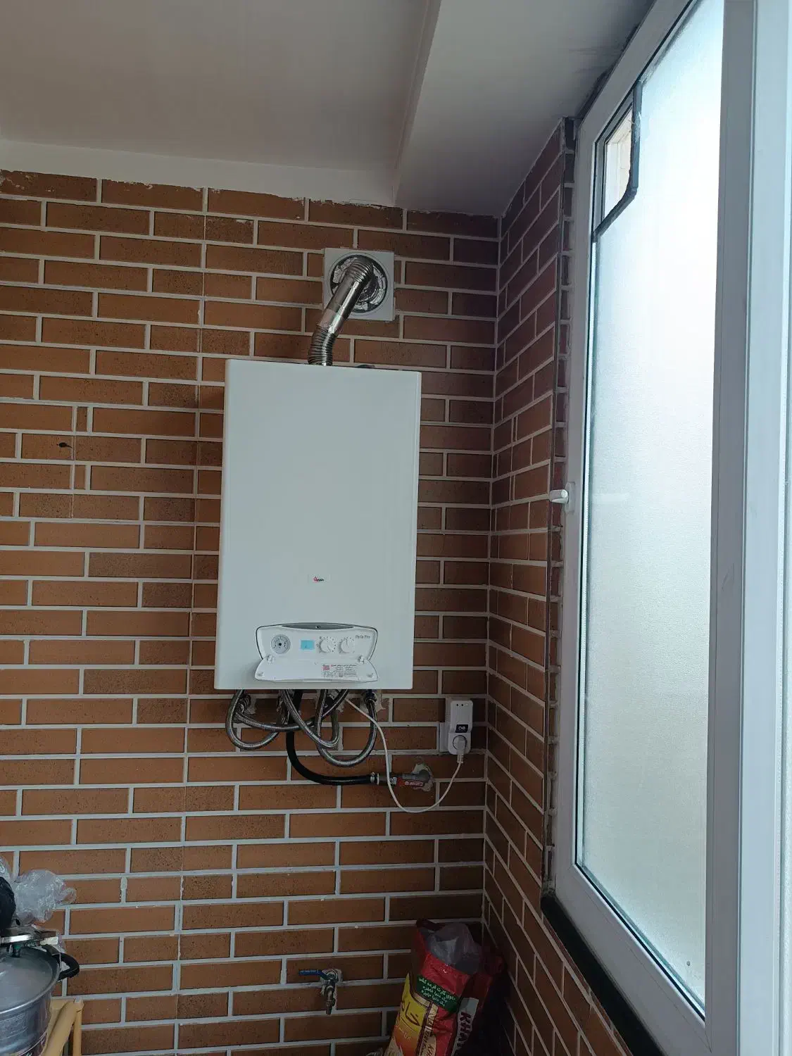 تعمیر ونصب پکیج وابگرمکن دیواری|خدمات پیشه و مهارت|شاهدشهر, |دیوار