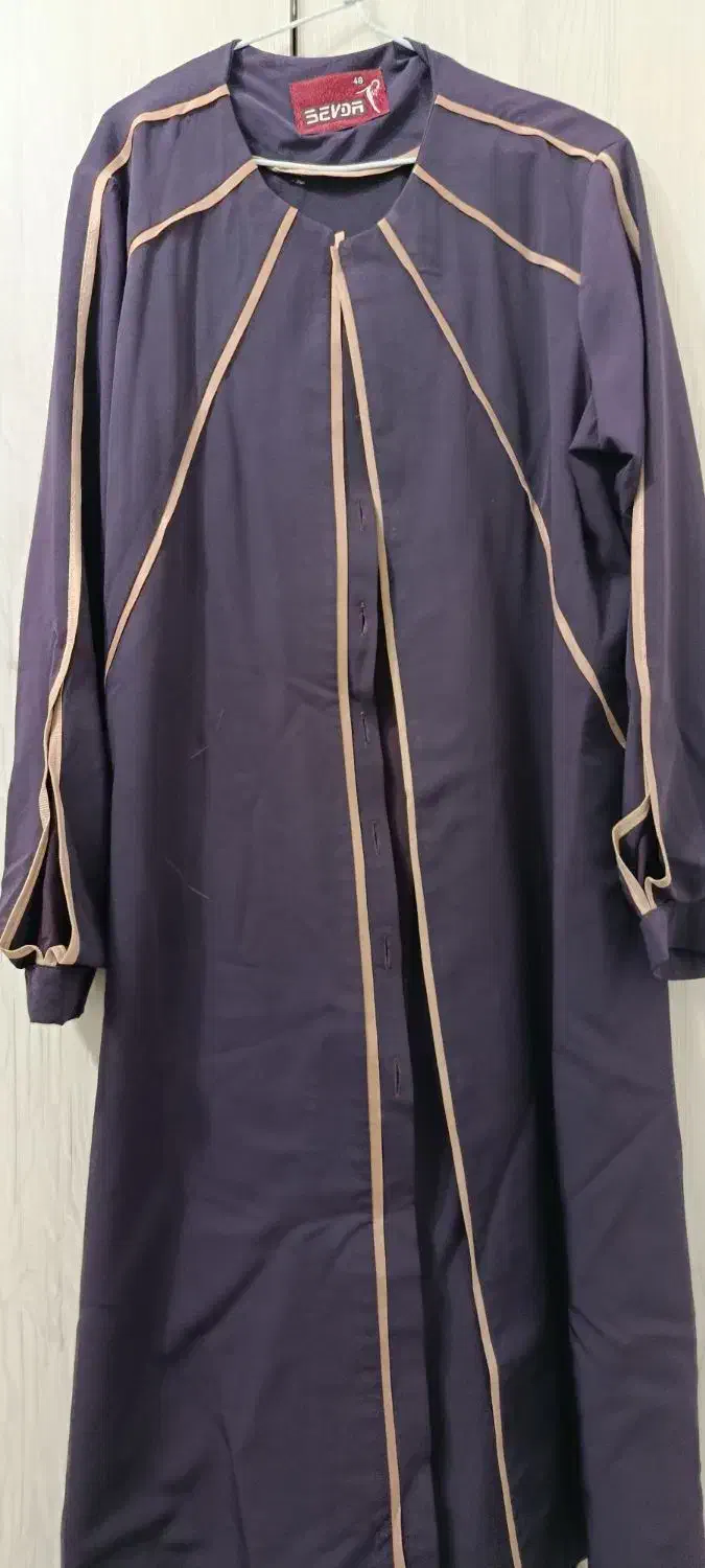 مانتو|لباس|صومعه‌سرا, |دیوار