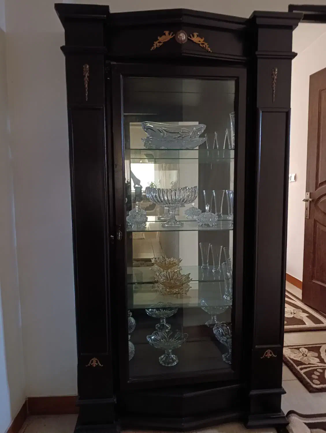 بوفه|بوفه، ویترین، کنسول|لاهیجان, انقلاب|دیوار