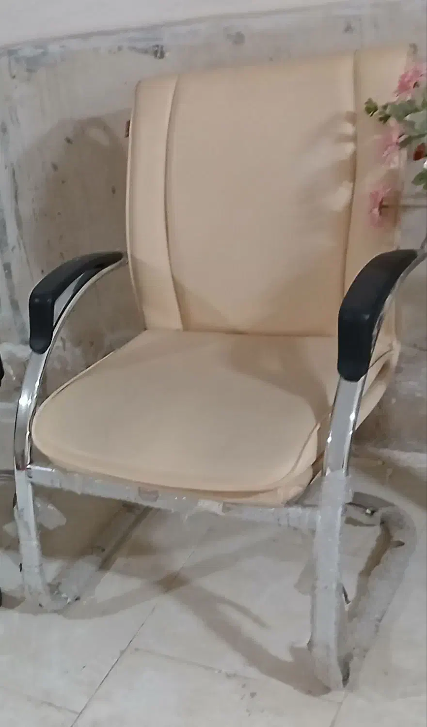 ۴ عددصندلی nilper برای میزکنفرانس|دفتر کار|مراغه, |دیوار