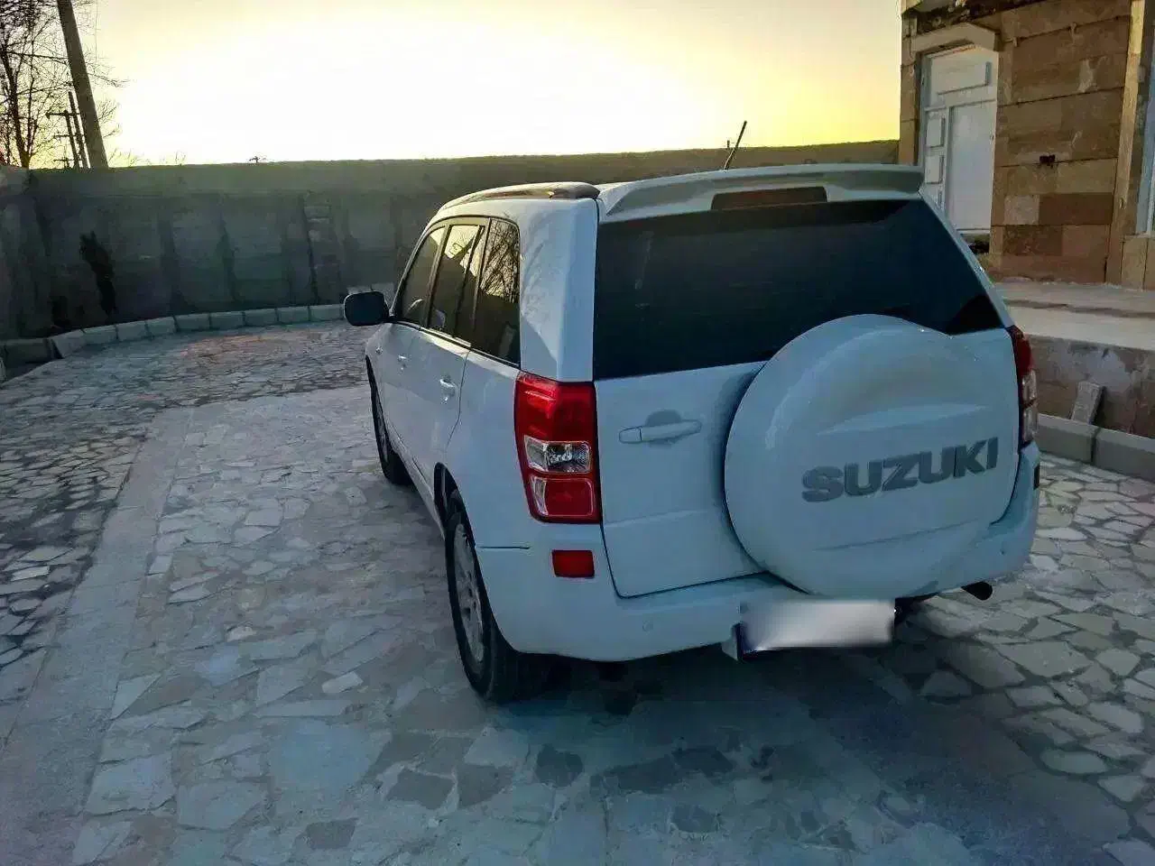 سوزوکی ویتارا اتومات|خودرو سواری و وانت|سیرجان, |دیوار