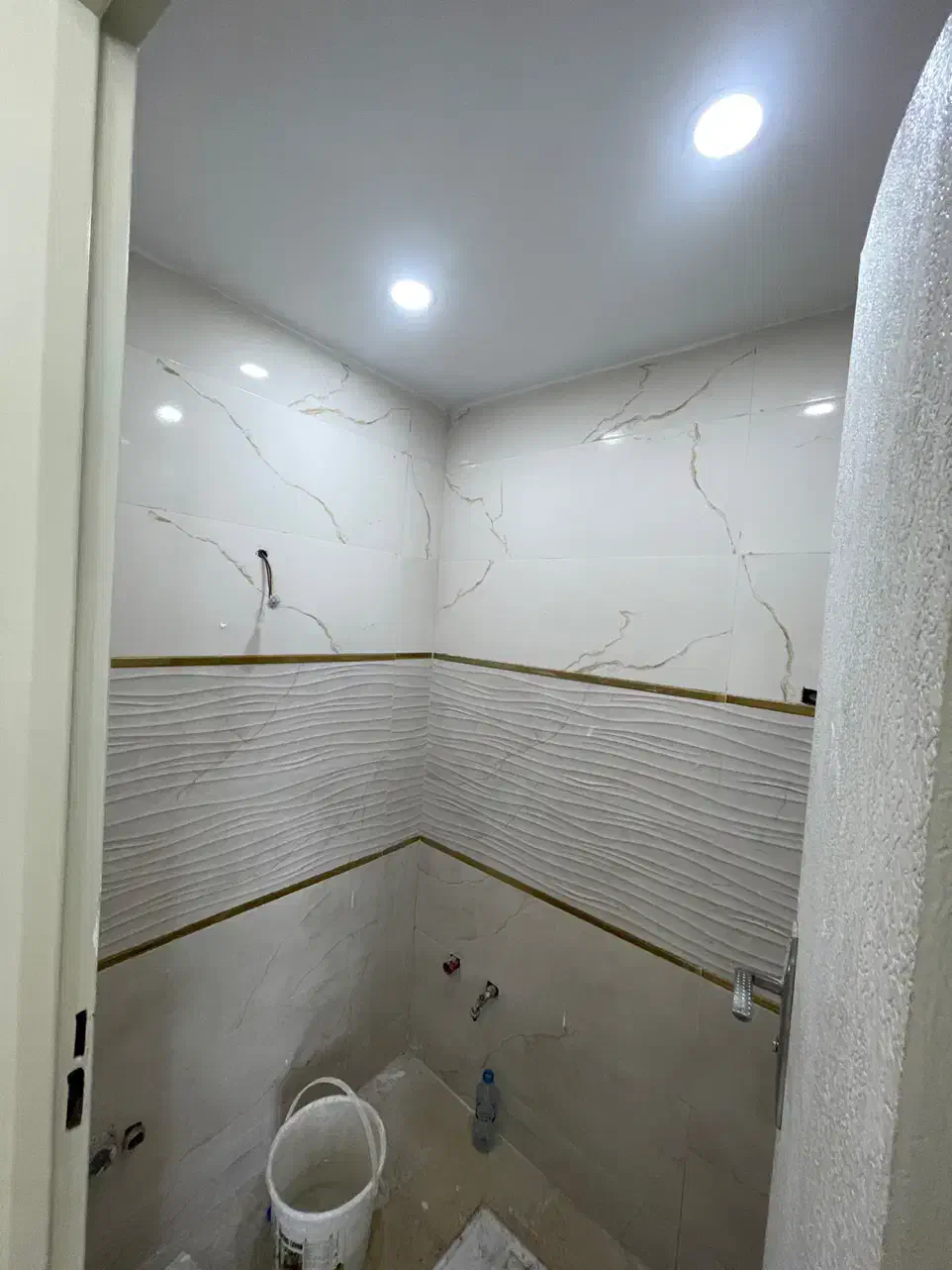 واحد ۷۵ متری ۲ خواب/ فول/ کلید نخورده/ ۲ پارکینگ