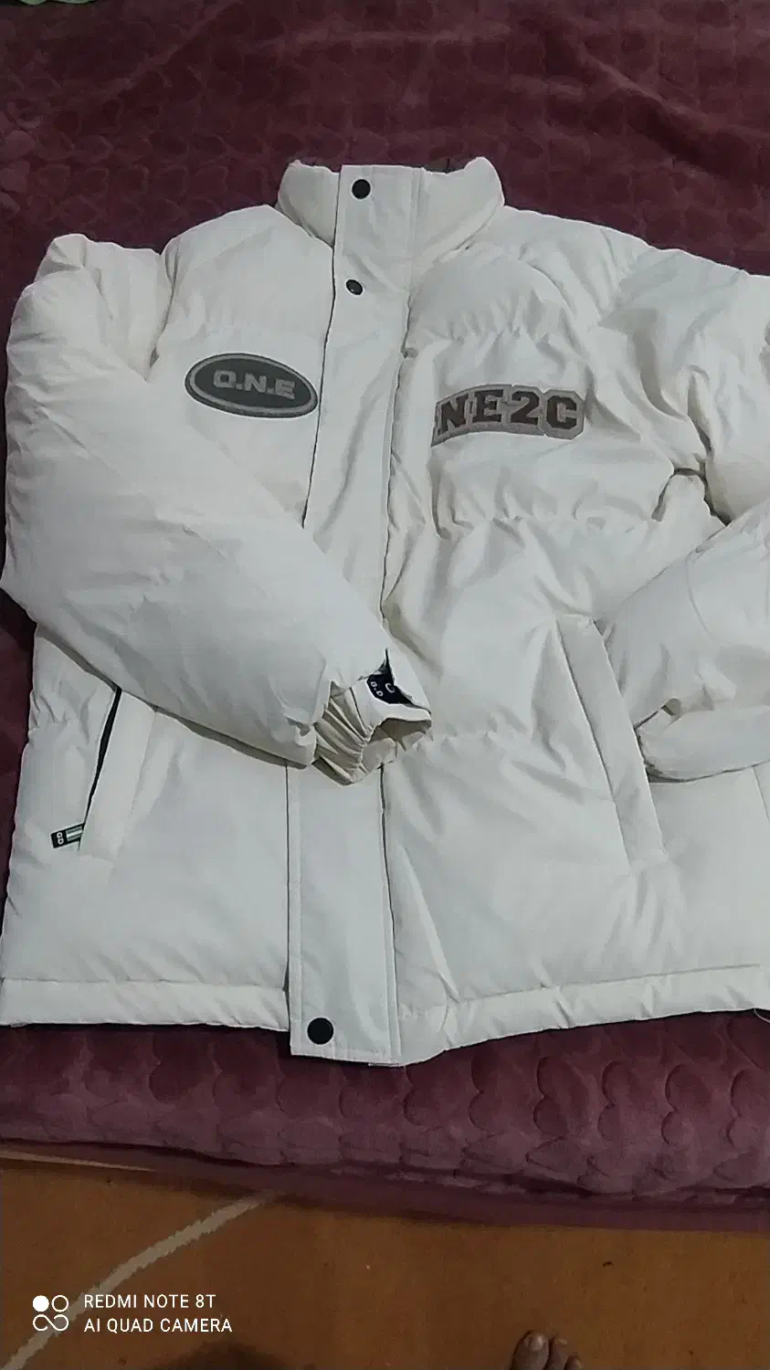 کاپشن|لباس|خورموج, |دیوار