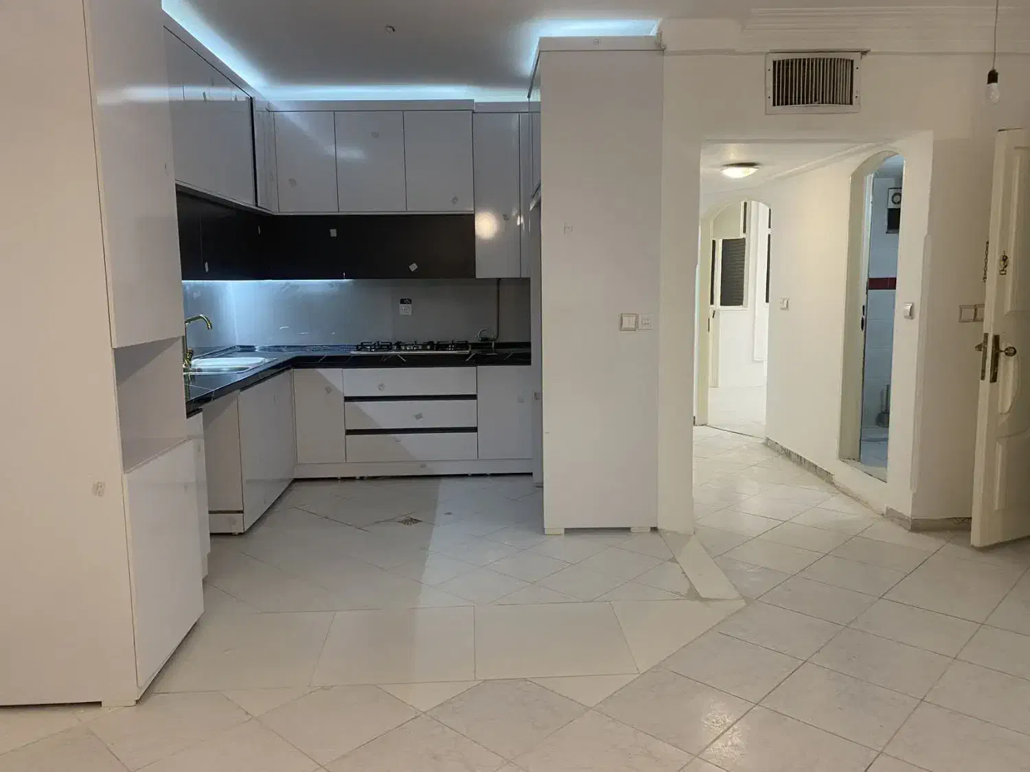 ۱۰۰ متر واحد اپارتمان  ط سوم در مجد|فروش آپارتمان|مشهد, سعد آباد|دیوار