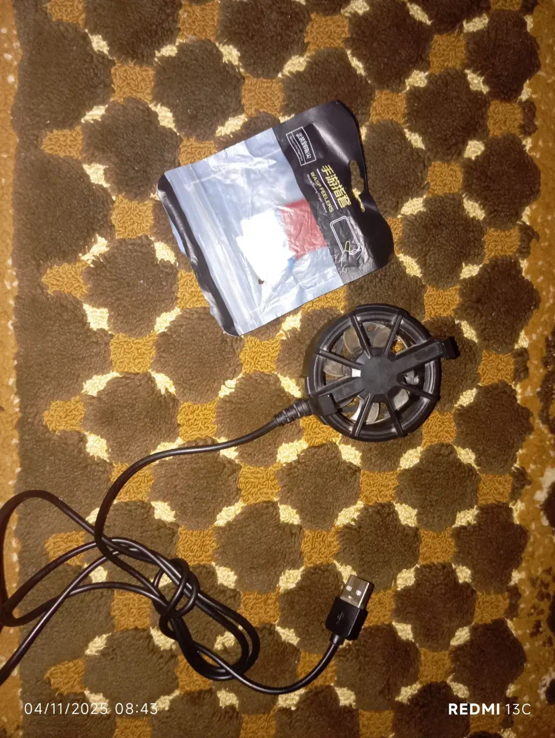 فن خنک کننده ی موبایل + انگشتی بازی|لوازم جانبی موبایل و تبلت|فاضل آباد, |دیوار