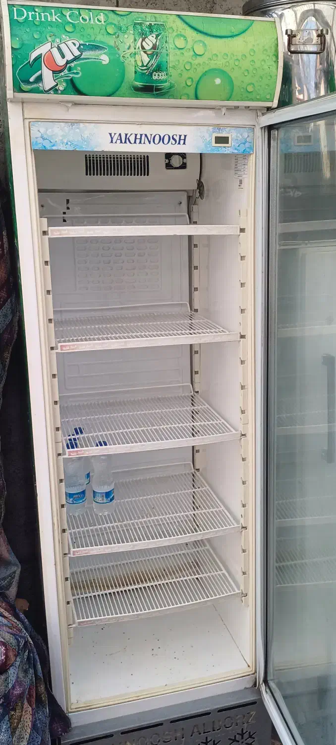 یخچال ایستاده|فروشگاه و مغازه|رشت, ولکس|دیوار