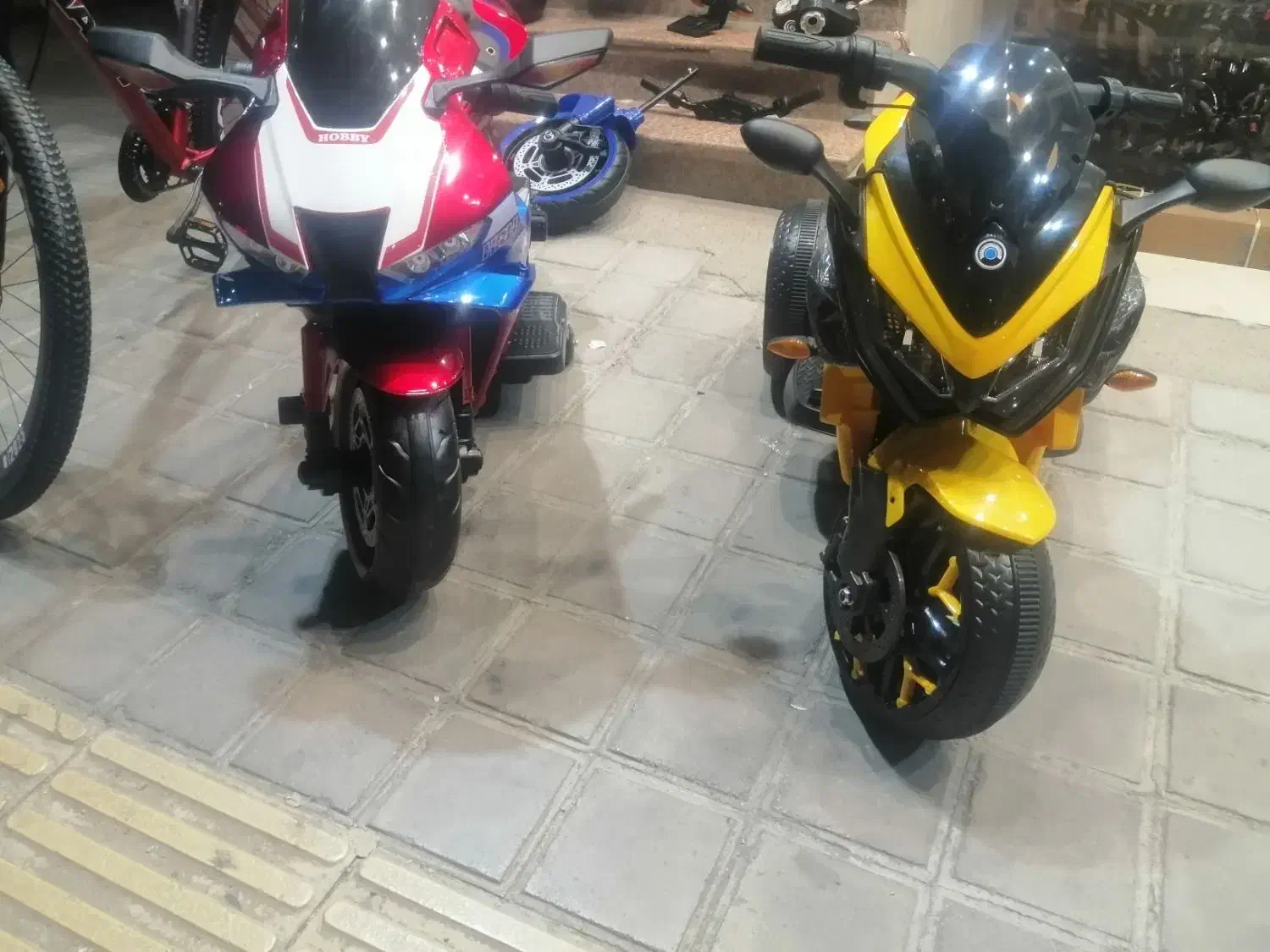 سه چرخ زرد شارژ|اسباببازی|یزد, |دیوار