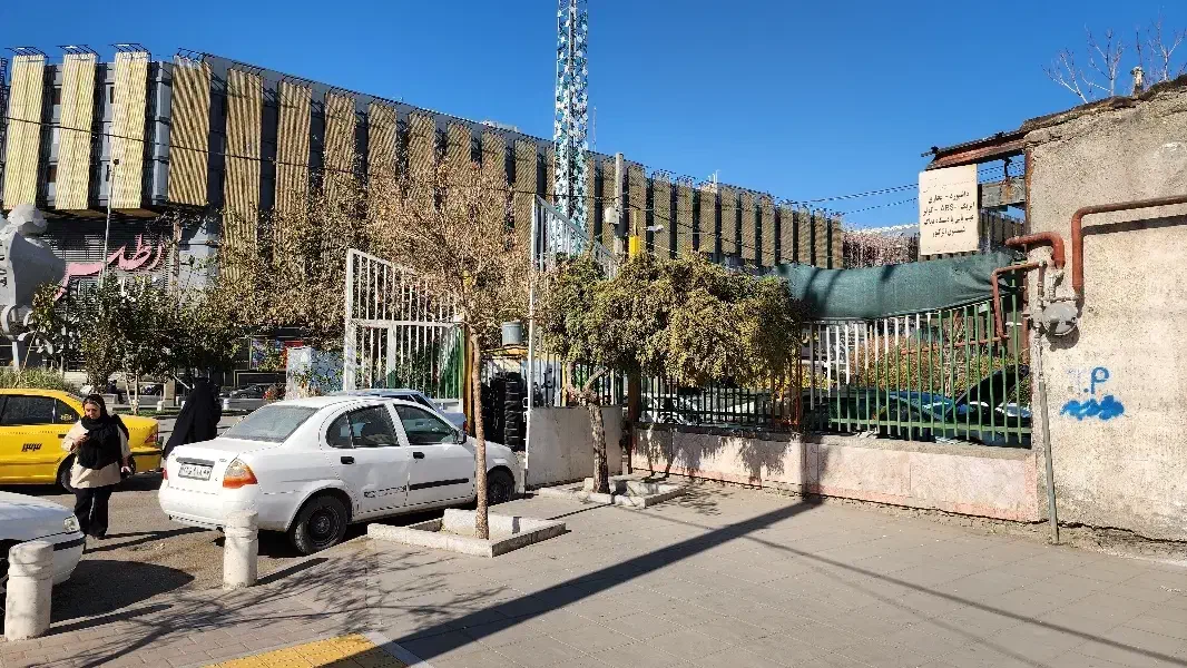 مغازه فروشی در گاراژ شهرداری کوشش|فروش مغازه و غرفه|مشهد, کوی المهدی|دیوار