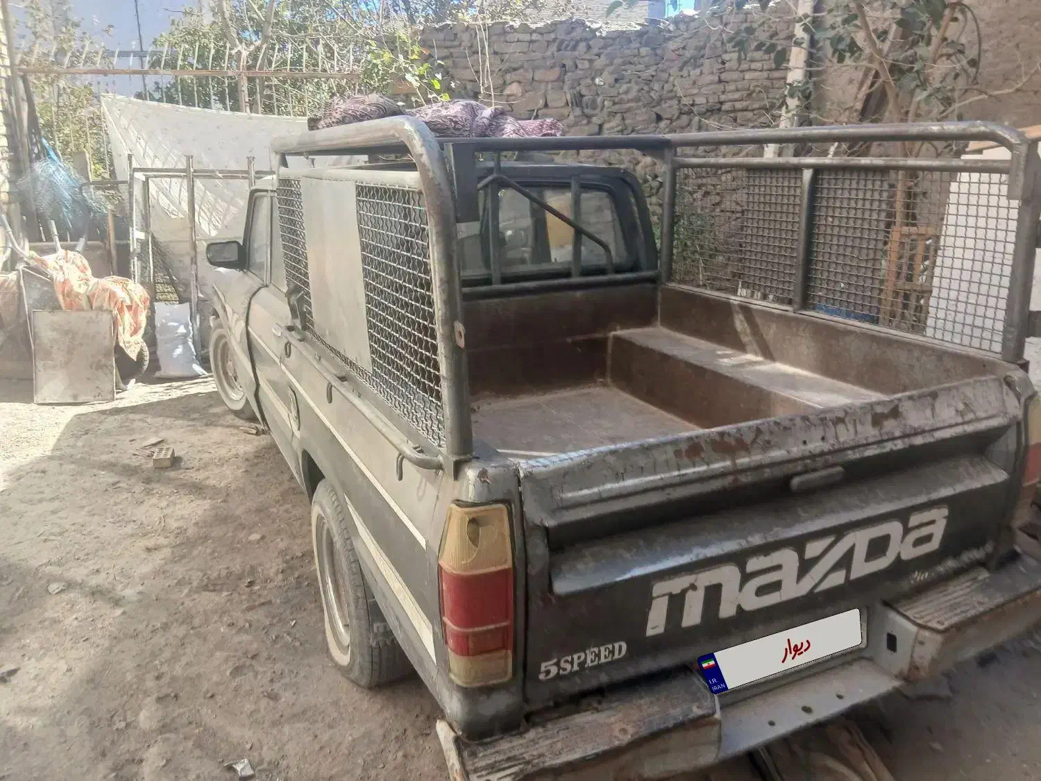 مزدادوکابین ۱۶۰۰|خودرو سواری و وانت|همدان, |دیوار