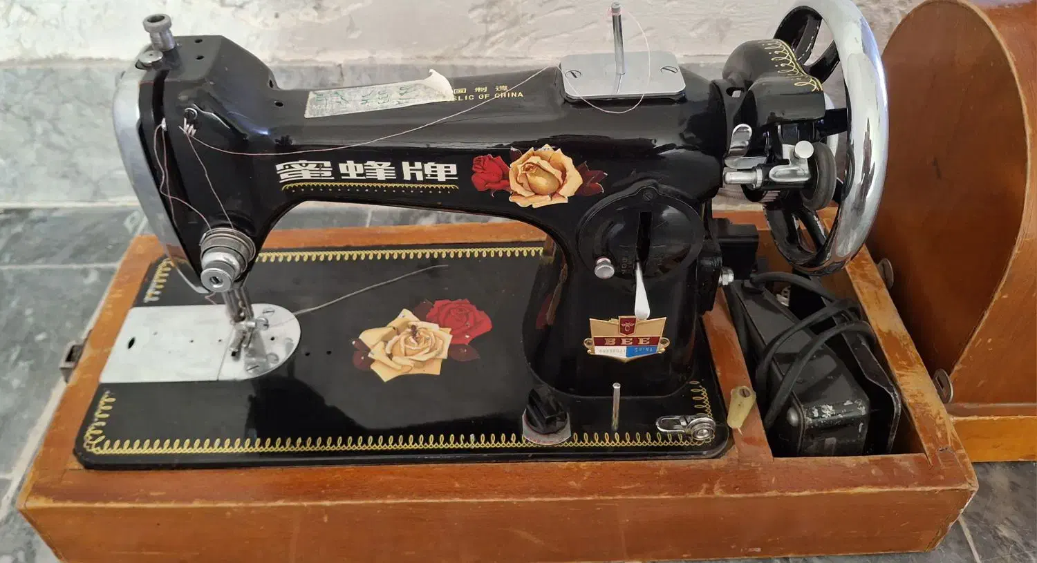 چرخ خیاطی|چرخ خیاطی و ریسندگی|مهاباد (آذربایجان غربی), |دیوار