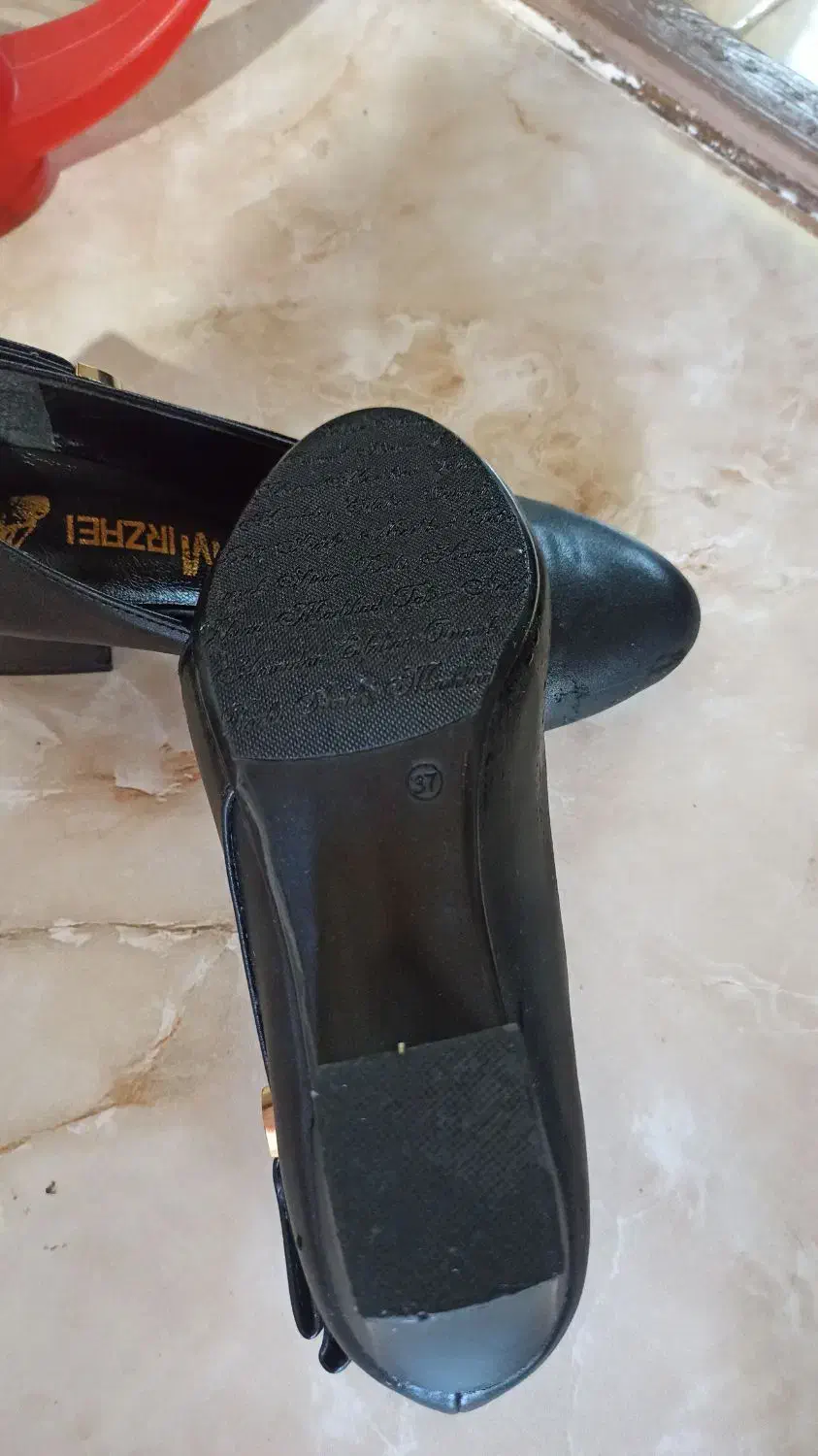 کفش دخترانه|کیف، کفش، کمربند|صومعه‌سرا, |دیوار