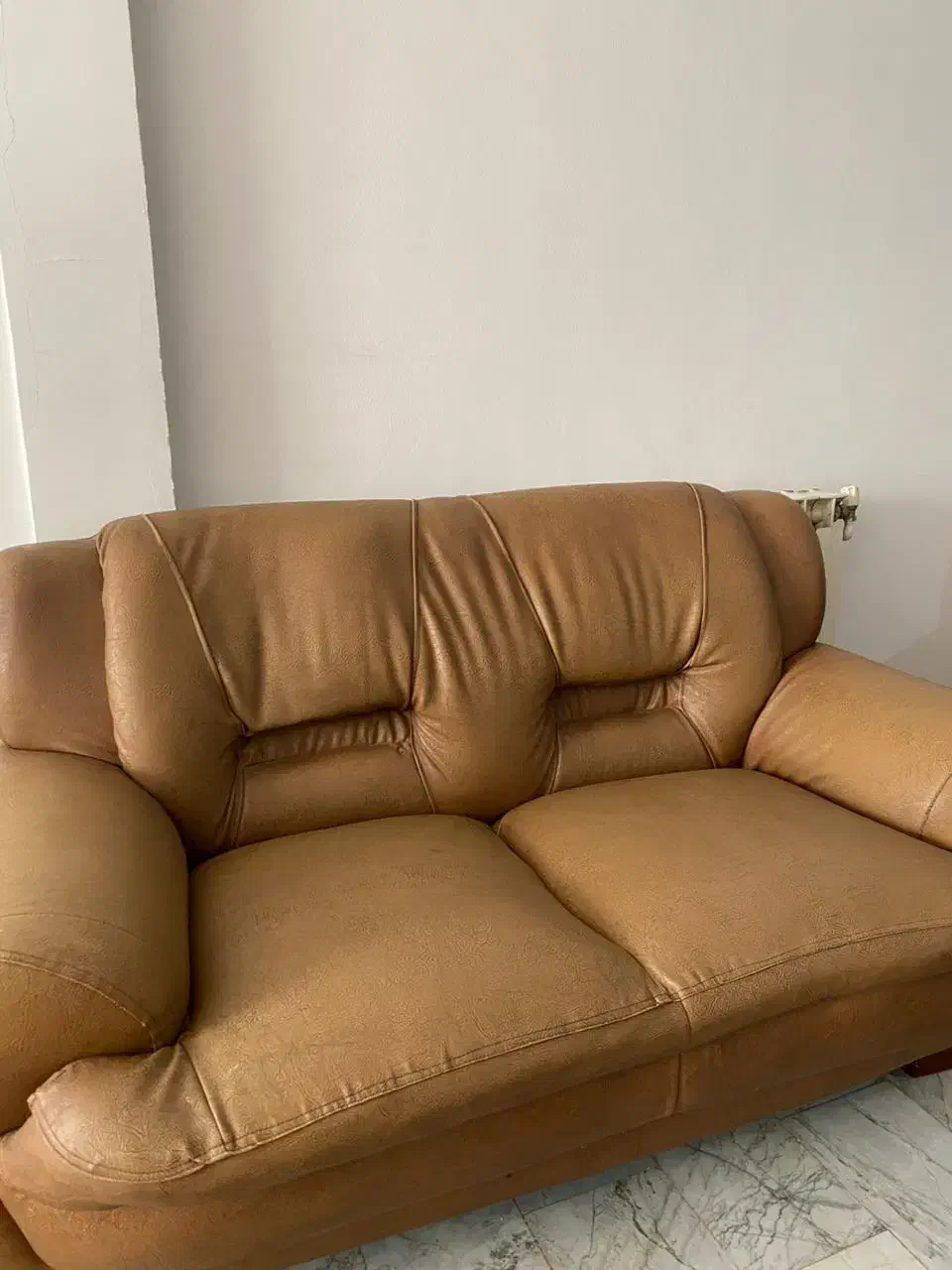 مبل چرمی|مبلمان خانگی و میز عسلی|تهران, کرمان|دیوار