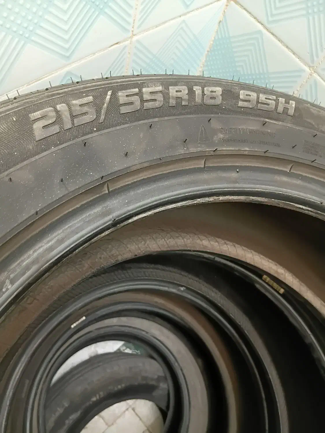 لاستیک خودرو سواری فونیکس|قطعات یدکی و لوازم جانبی|خرمشهر, |دیوار