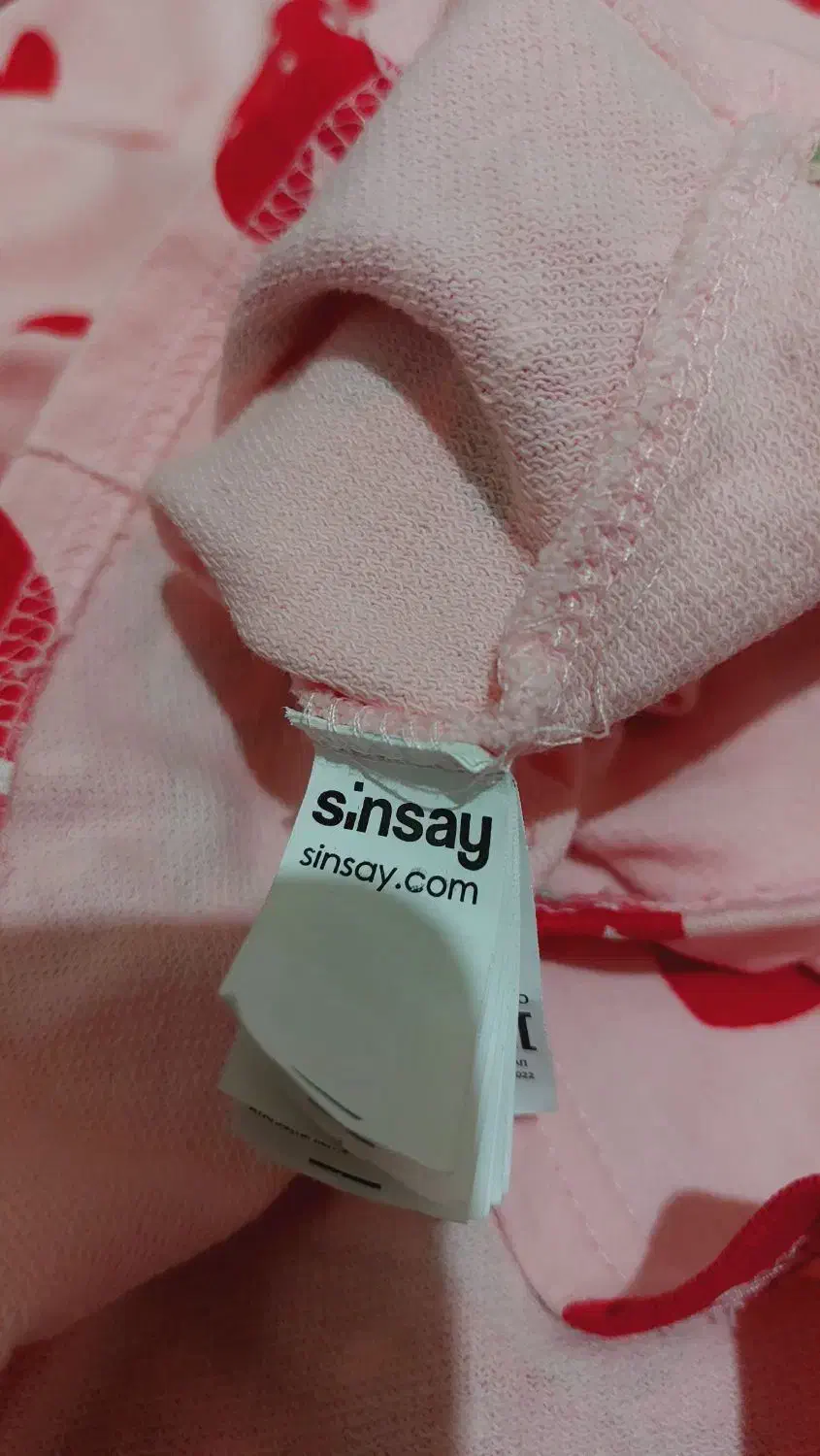 پیراهن توت فرنگی|کفش و لباس بچه|رشت, توشیبا|دیوار