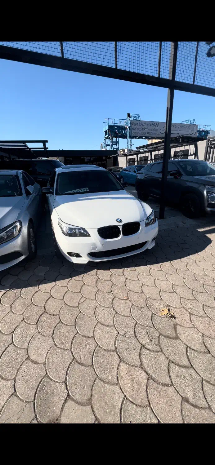 بی ام و ۵۲۵|خودرو سواری و وانت|تهران, تجریش|دیوار