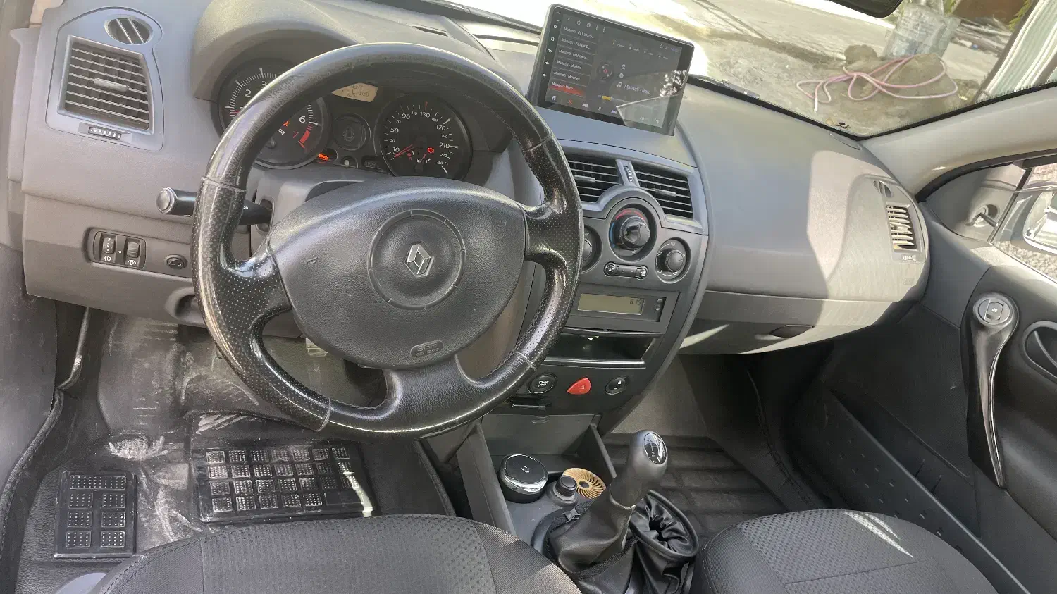 مگان1600cc وارداتی مدل 2006 - 6 ایربگ|خودرو سواری و وانت|کرج, کوی مدرس|دیوار