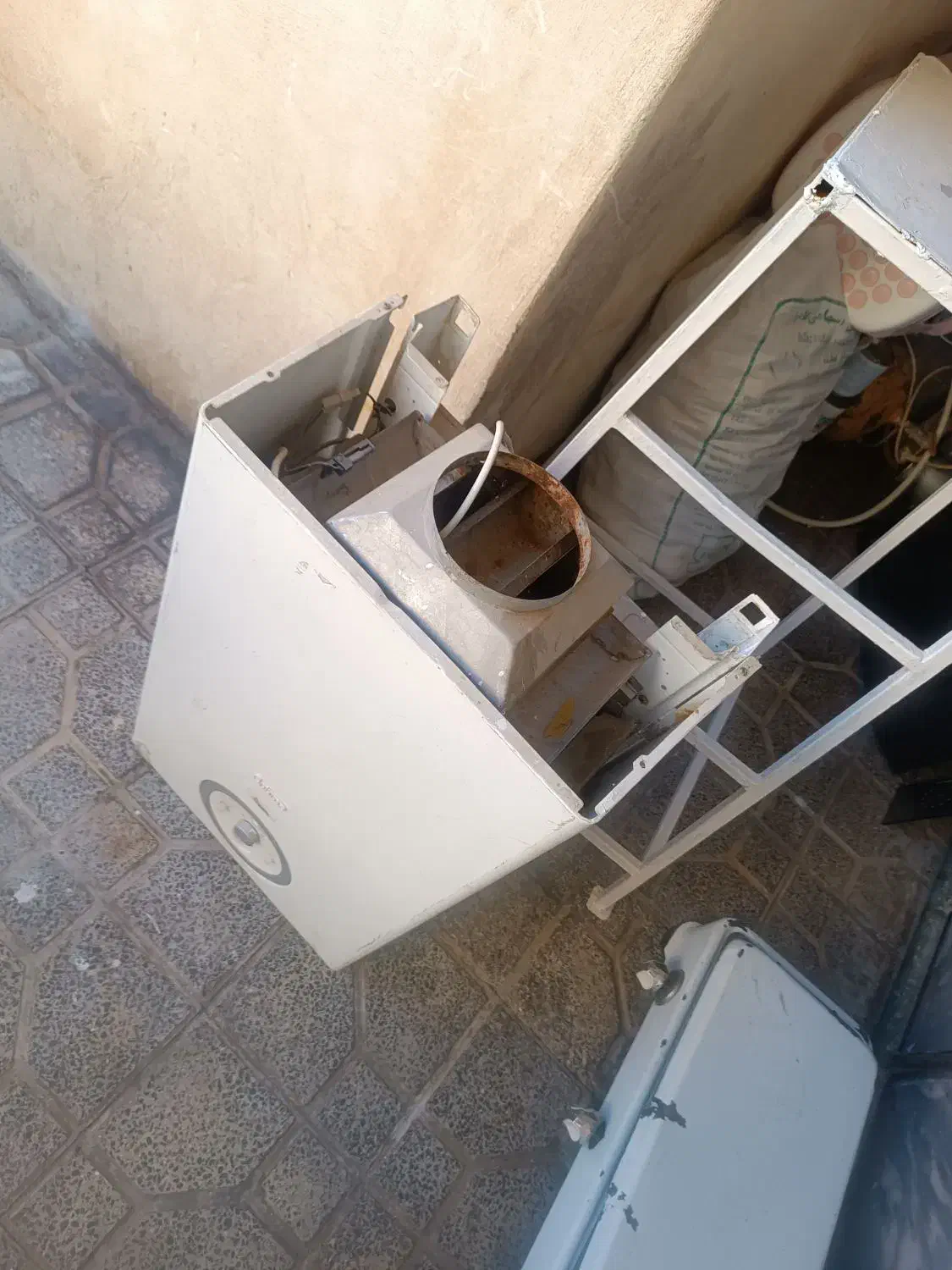 پکیج دیواری بوتان|آبگرمکن، پکیج، شوفاژ|ابهر, |دیوار