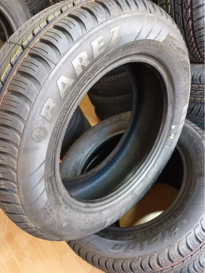 لاستیک بارز ، لنت و شمع|قطعات یدکی و لوازم جانبی|قم, آذر (نکویی)|دیوار