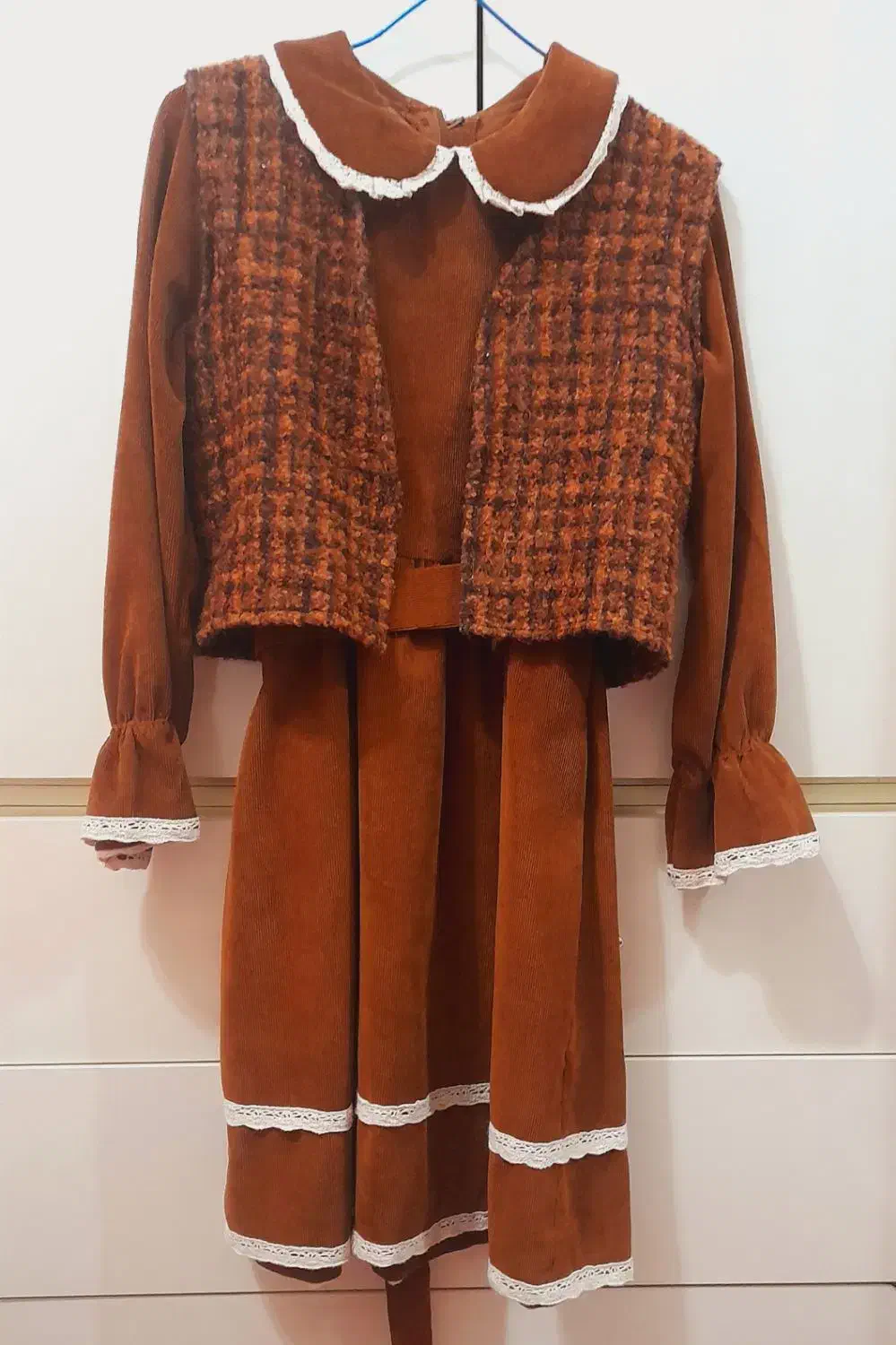 پالتو     پیراهن|لباس|مرند, |دیوار