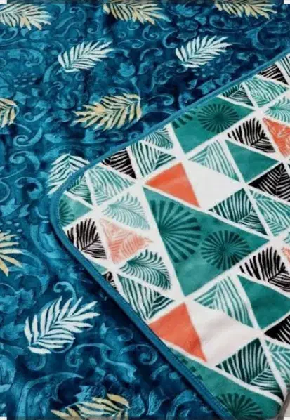 پتوهای ضخیم وباکیفیت وگرم بالا دورو حراج زیرقیمت|رختخواب، بالش، پتو|تهران, گلچین|دیوار