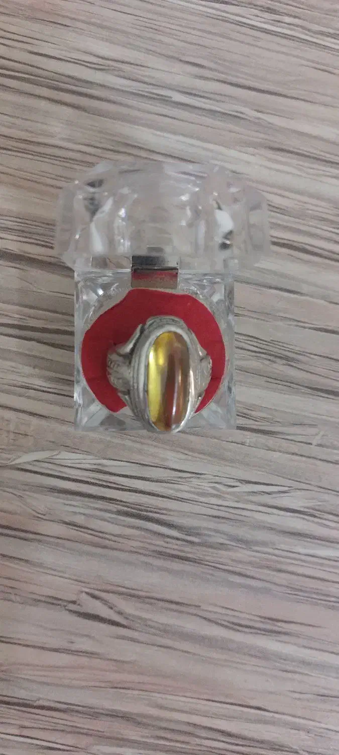 انگشتر لعل|کلکسیون اشیاء عتیقه|زنجان, |دیوار