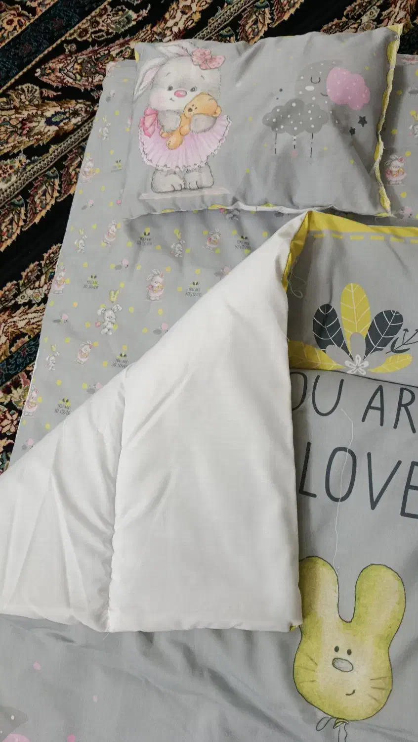 تشک وبالشت نوزادی|رختخواب، بالش، پتو|مشهد, نوید|دیوار