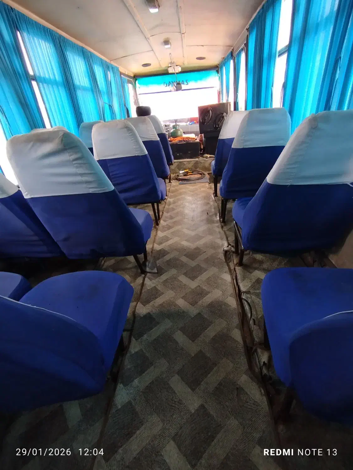 مینی بوس|خودرو سنگین|خوی, |دیوار