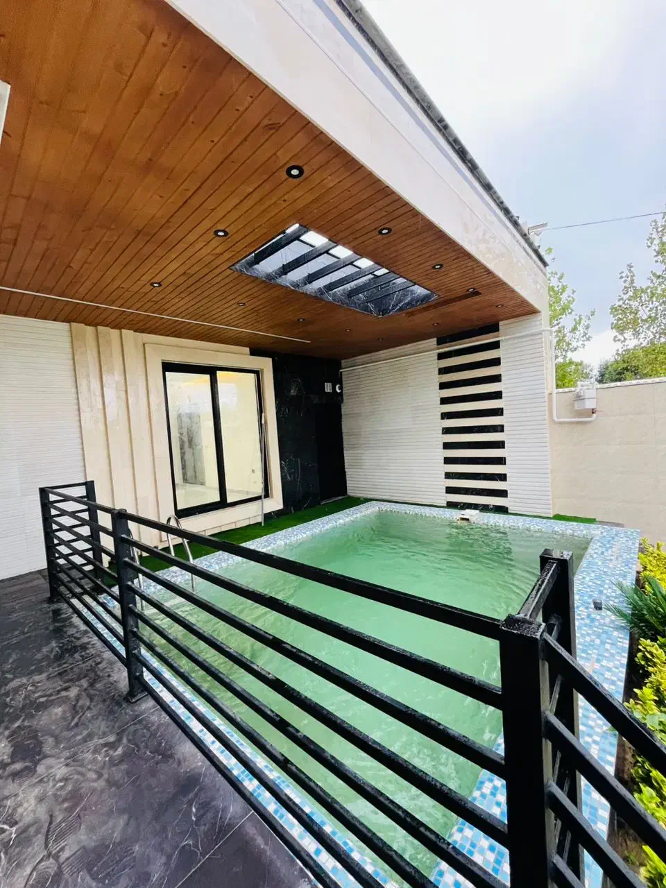 آرامش کنار موجها در زیباکنار 2 دقیقه ای ساحل|فروش خانه و ویلا|رشت, گلسار|دیوار