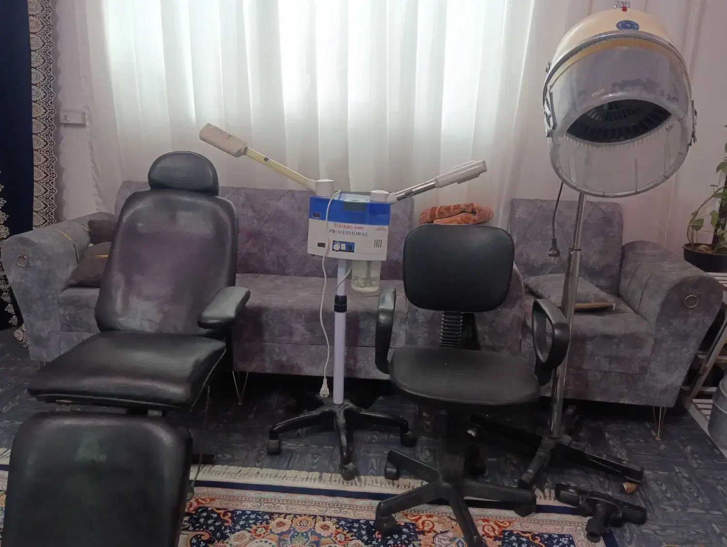 صندلی آرایشگاه|آرایشگاه و سالنهای زیبایی|مشهد, شهید قربانی|دیوار