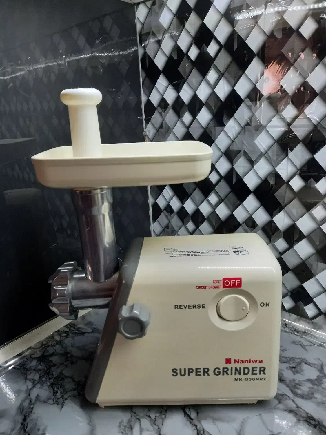 یک عددچرخ گوشت،یک عددسرخ کن،یک عددبخارپز|سایر لوازم برقی|پردیس, فاز ۴|دیوار